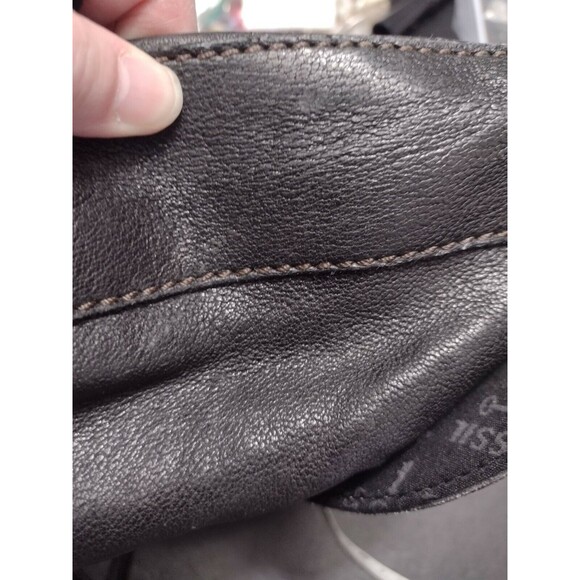 **Last Chance!! Final Sale** Fossil black leather crossbody bag - Picture 3 of 12